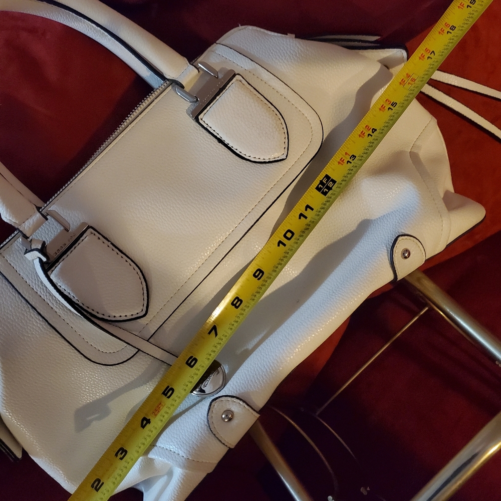 Purse - Picture 9 of 12